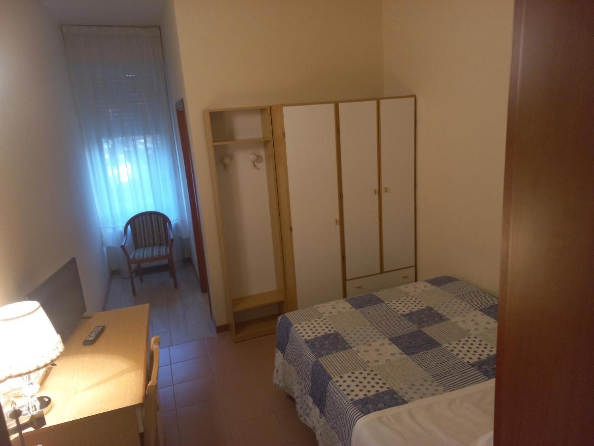 Park Hotel Кастел Сан Пиетро Терме Екстериор снимка
