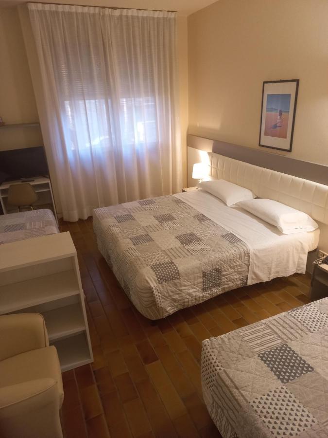 Park Hotel Кастел Сан Пиетро Терме Екстериор снимка